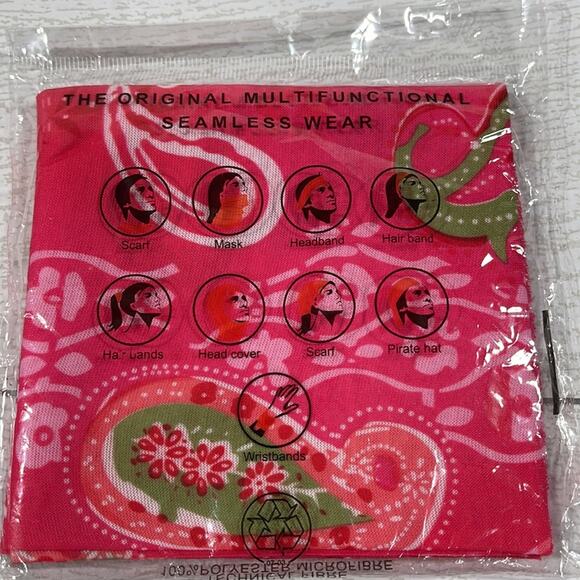 Revlon Vinyl Eyeliner and a Universal Wrap Bundle 2 pieces - Picture 3 of 6